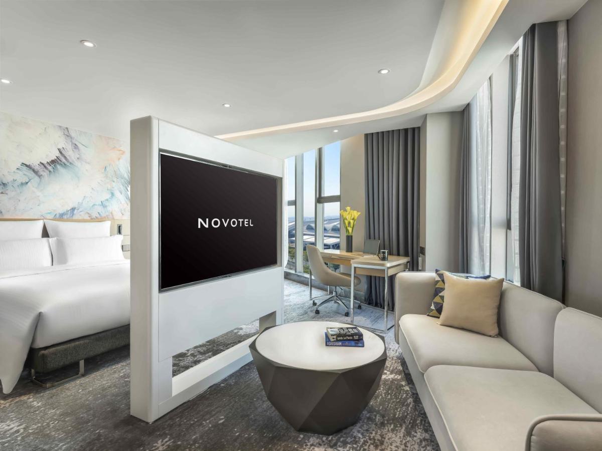 Novotel Guangzhou Baiyun Airport - Canton Fair Free Shuttle Bus & Official Registration Agency Exteriér fotografie