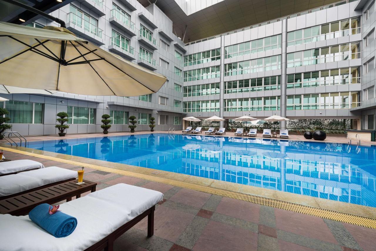Novotel Guangzhou Baiyun Airport - Canton Fair Free Shuttle Bus & Official Registration Agency Exteriér fotografie